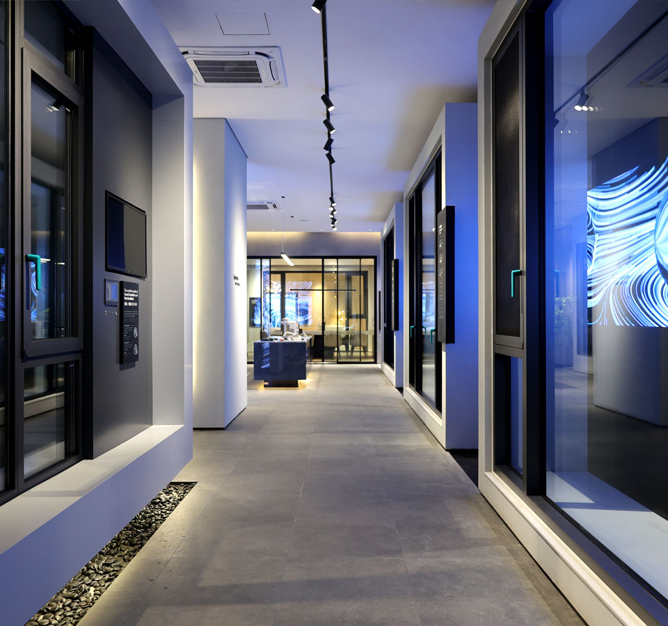 卡諾德式系統門窗新展廳產品陳列